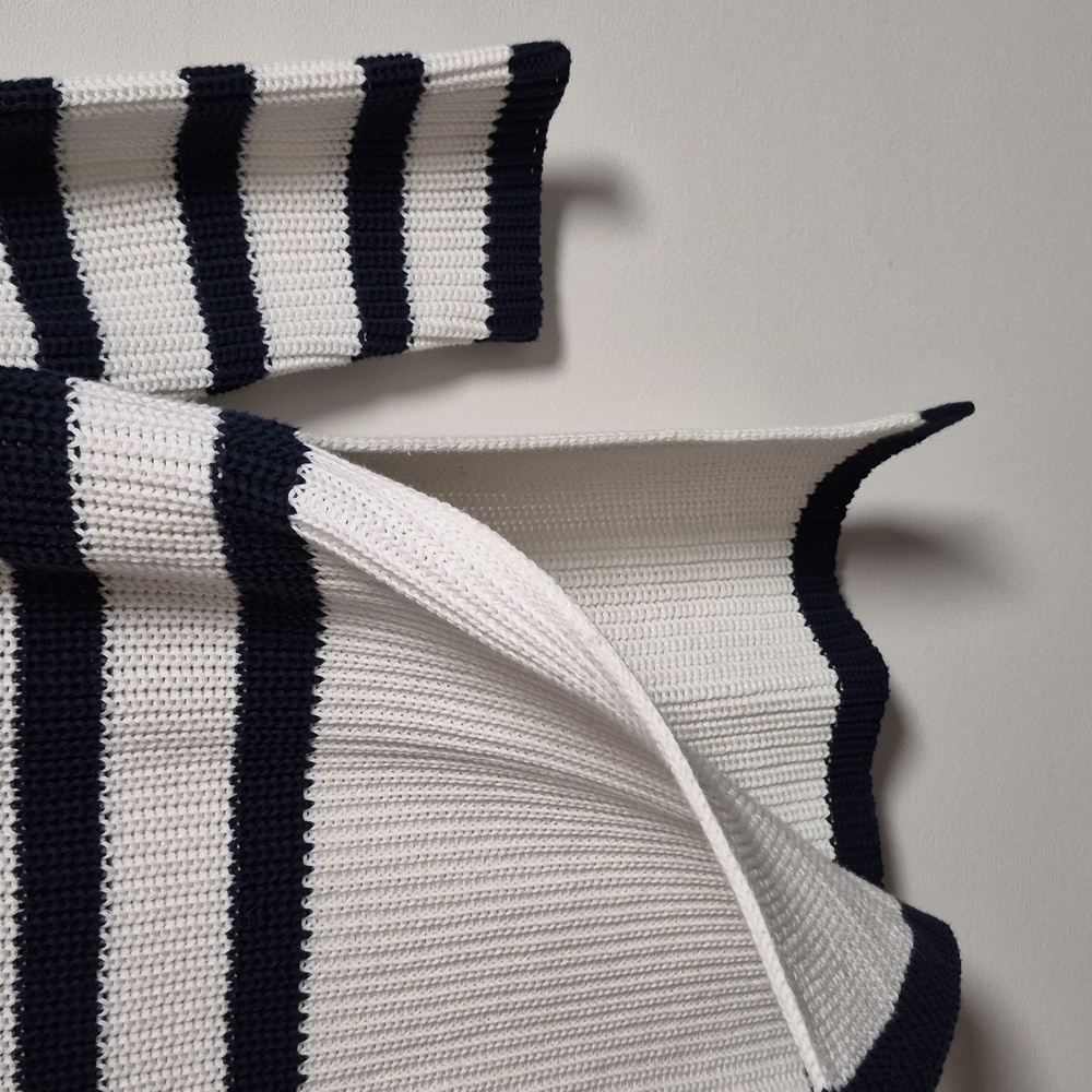 Monari sweater - Picture 7 of 8